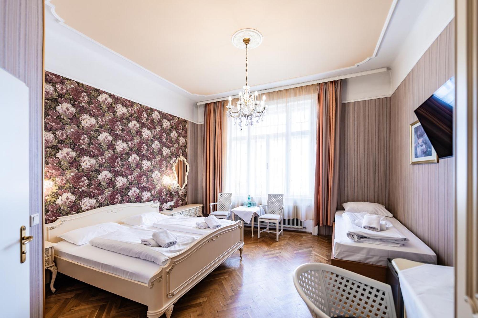 Hotel Pension Baronesse Viyana Dış mekan fotoğraf