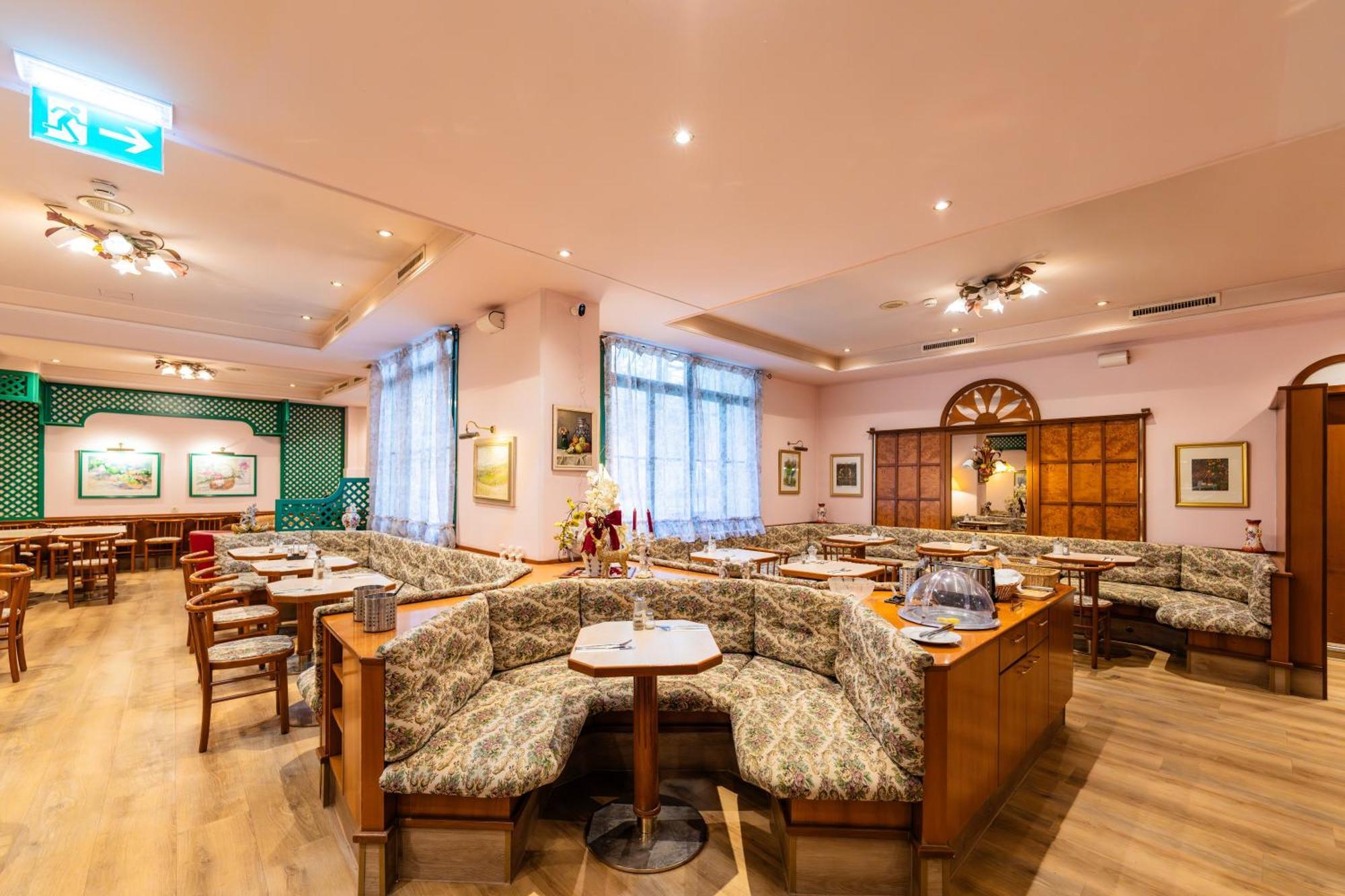 Hotel Pension Baronesse Viyana Dış mekan fotoğraf