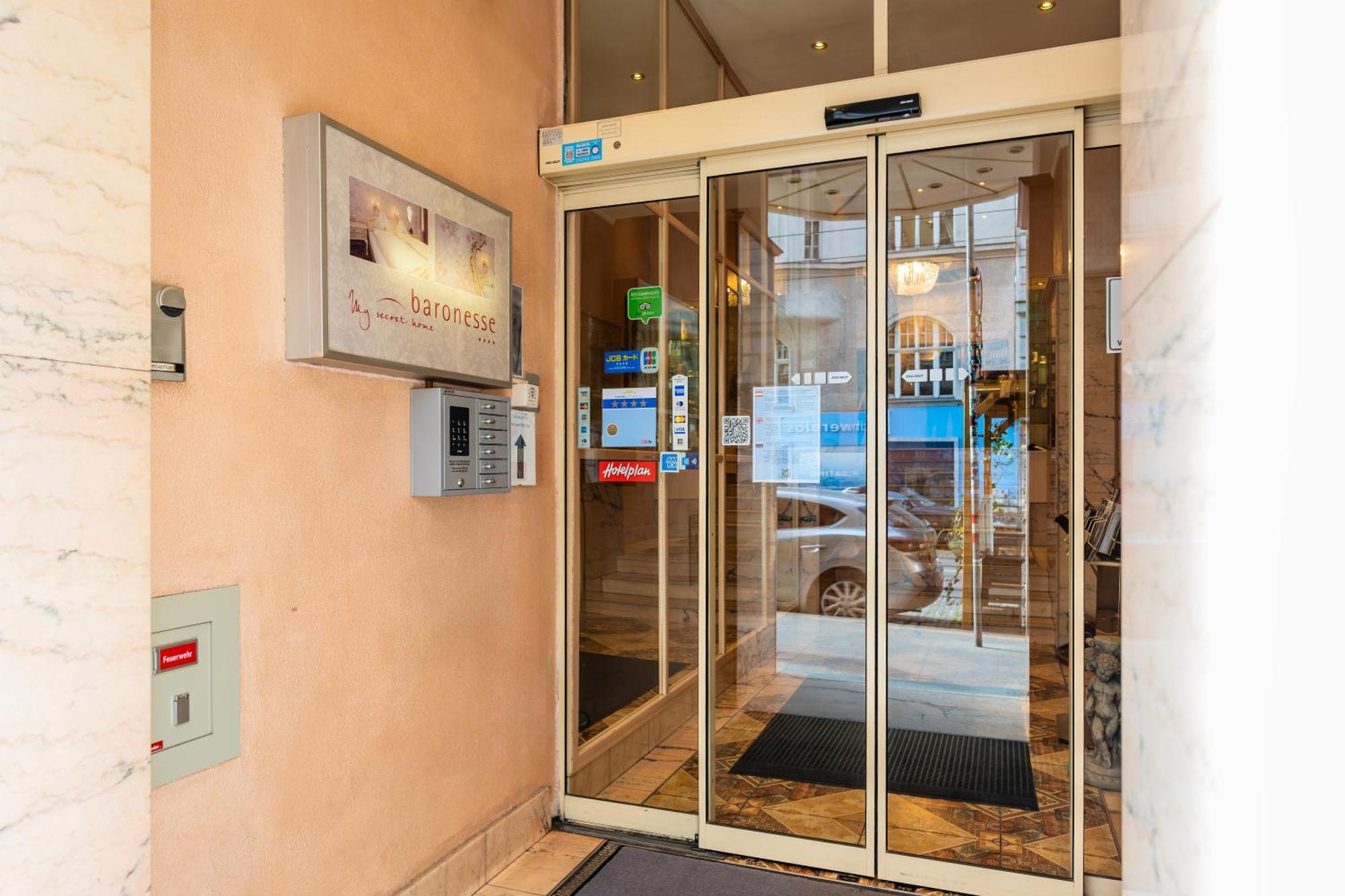 Hotel Pension Baronesse Viyana Dış mekan fotoğraf